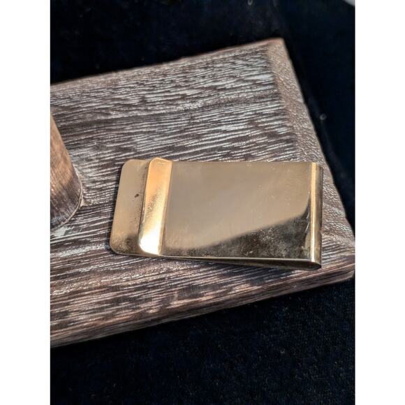 Vintage 'Mike' Engraved Gold Tone Money Clip - Picture 3 of 4